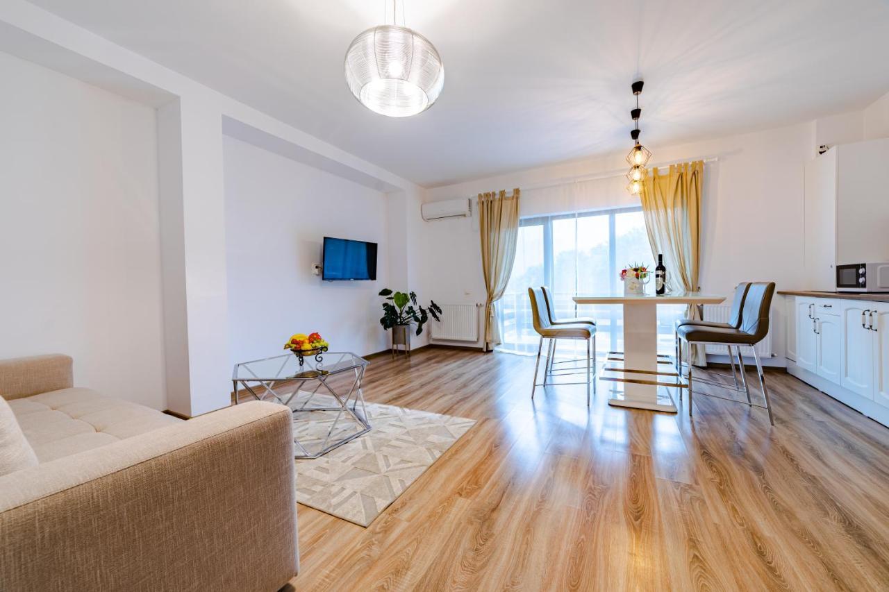 Yael Luxury Apartments 2 Буштени Экстерьер фото