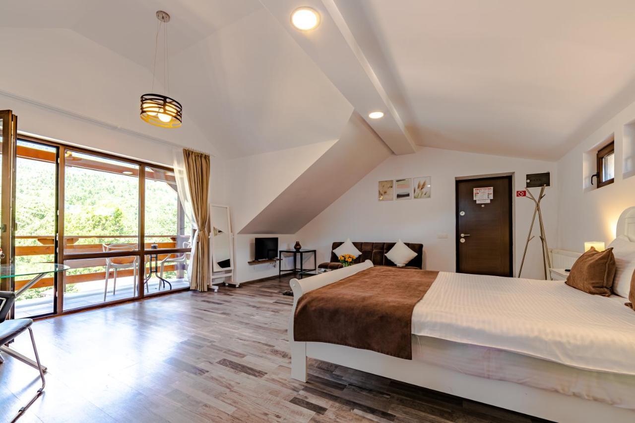 Yael Luxury Apartments 2 Буштени Экстерьер фото