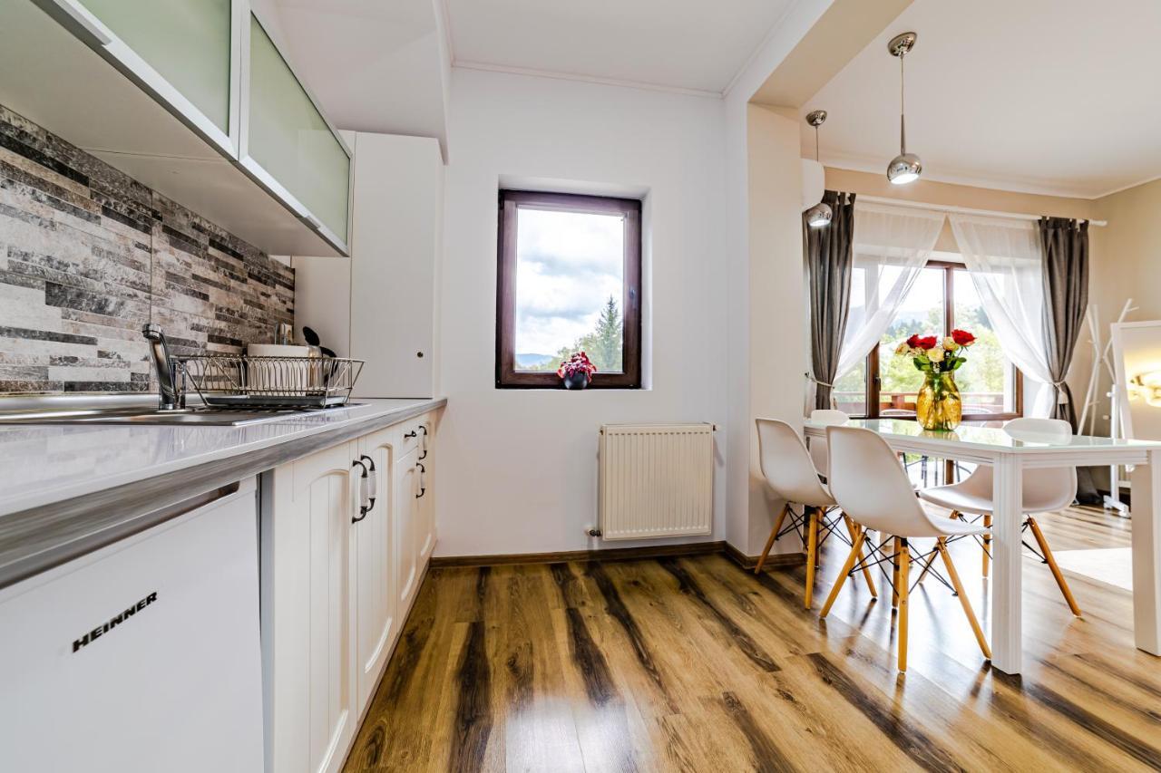 Yael Luxury Apartments 2 Буштени Экстерьер фото